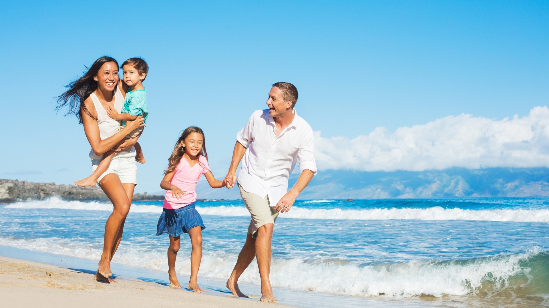 Family enjoying NZ summer