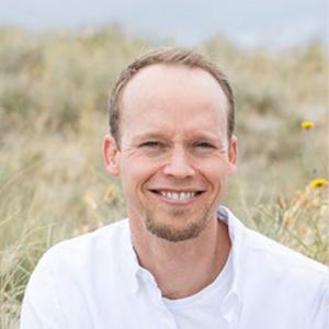 the doctors phoenix dr gregory burnett