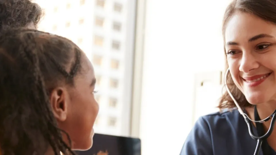 a general practitioner works in a medical centre