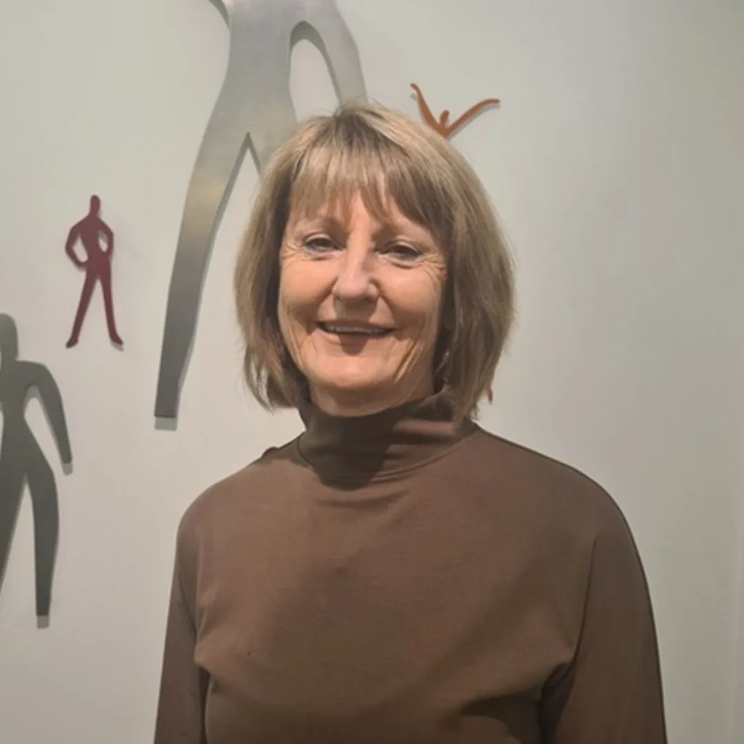 the doctors medplus dr michele hollis