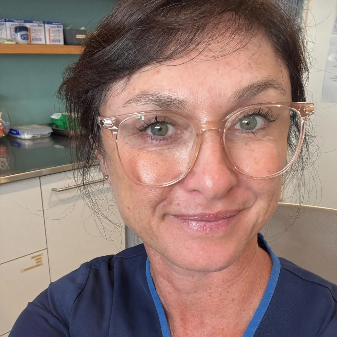 Laura Lucas at The Doctors Richmond Road